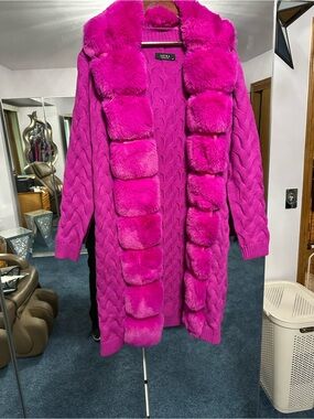 AKIRA Bold Fuchsia faux fur Knit Cardigan with Plush Trim